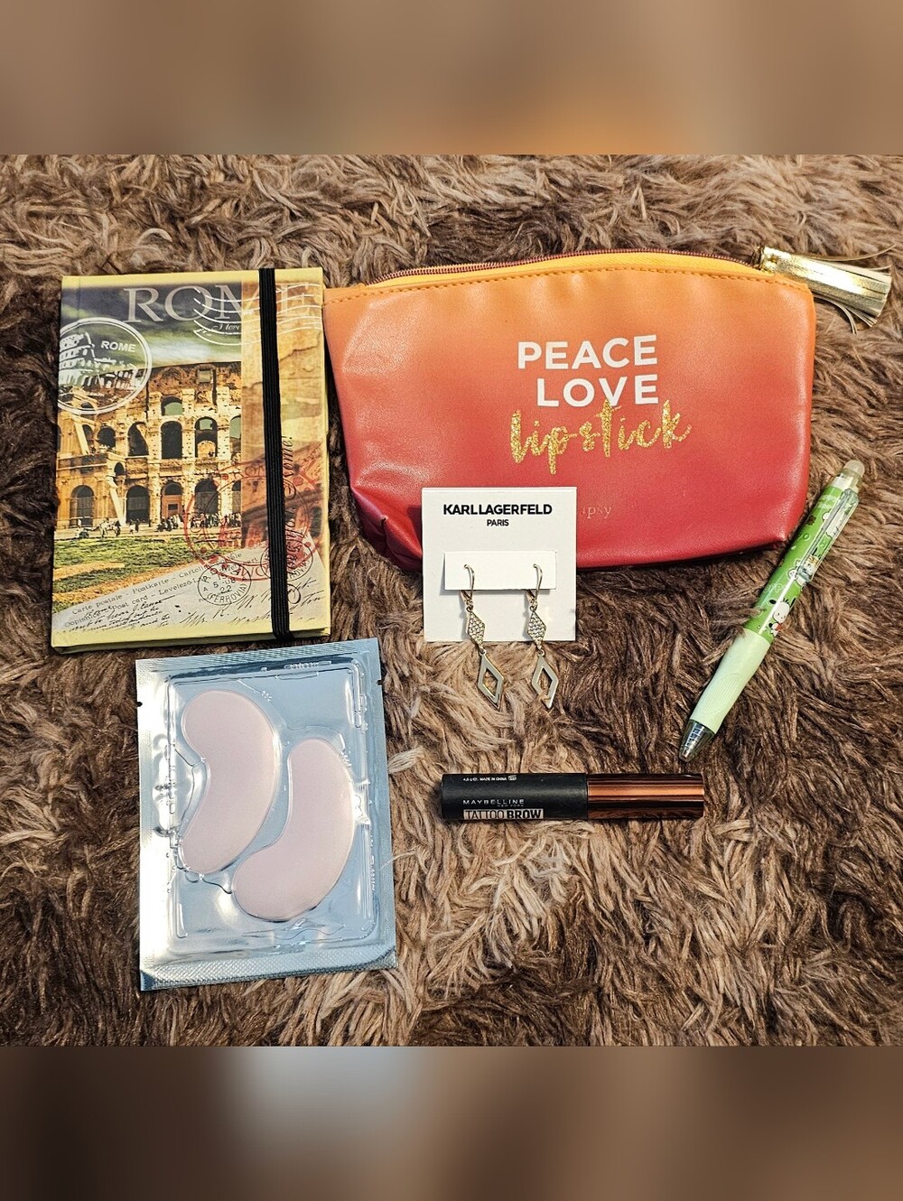 Ipsy Pouch Plus 5 Goodies